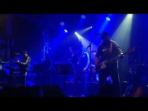 Jävlaranamma - Upp Och Hoppa (Live Sticky Fingers 2018-10-27)