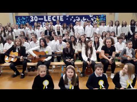 Trzy dyszki Szkoły Podstawowej nr 4 w Łęcznej