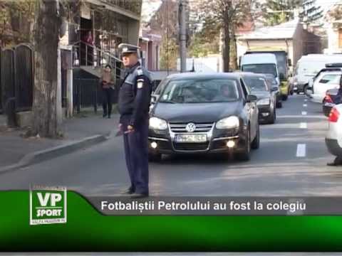 Fotbaliștii Petrolului au fost la colegiu