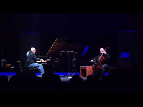 Egberto Gismonti y Jaques Morelembaum en Chile 2025