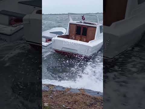 Why Fiberglass is the King of Boat Building!#Fiberglass #BoatBuilding #MarineConstruction