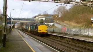 preview picture of video 'Half an Hour at (7) - Hartford Station 1.2.2014 - Class 37 57 66 350 390 Northwich WCML'