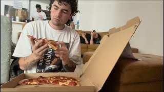 I ate this whole pizza with no water!?