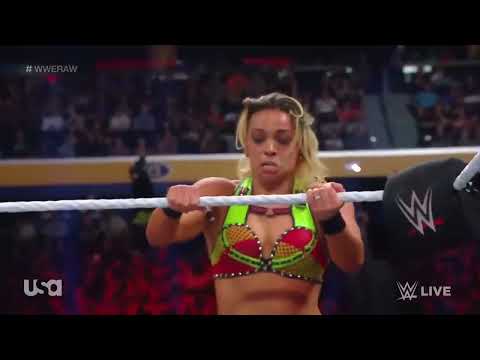 WWE Becky Lynch vs Zoey Stark 7 10 23