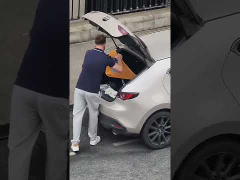 Not his first rodeo 😂  #ireland🇮🇪 #dublin