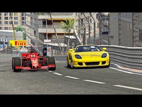 Ferrari F1 2018 vs Porsche Carrera GT - Monaco