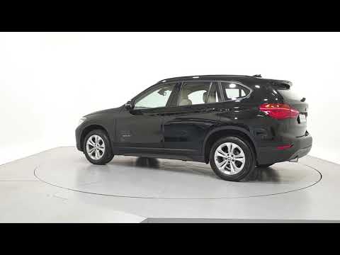 171D45666 - 2017 BMW X1 sDrive18d SE 26,950