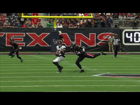 Insane INT! Stingley vacuums up Lawrence's pass