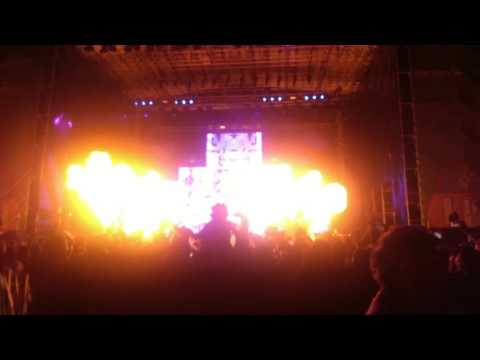 Blame - Calvin Harris @Corona Capital 2015