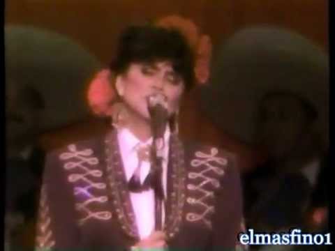LINDA RONSTADT Y MARIACHI VARGAS....Cancion Mixteca...