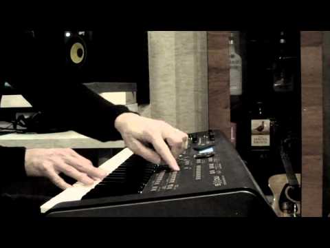 Trance Arpeggiator Demo - Live on Yamaha MOX6