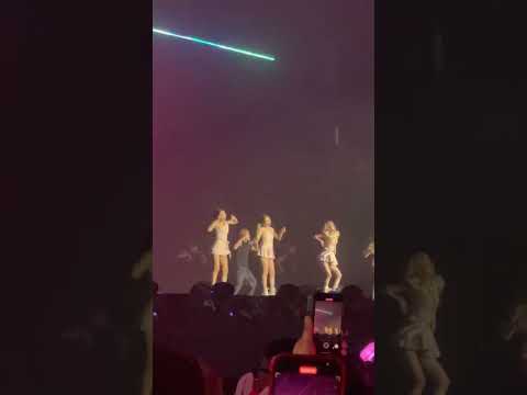 [4K] 230513 BLACKPINK(블랙핑크) - PRETTY SAVAGE - SINGAPORE