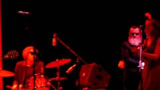 Jakob Dylan LIVE in Pittsburgh, &quot;Standing 8 Count&quot; &amp; &quot;Smile When You Call Me That&quot;