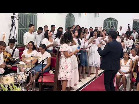 COMANDANTE SUPREMO - Rayanne Vanessa | Mocidade rompendo em fé