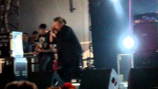 Discharge - Protest and survive & Hype overload - Hellfest 2012.MPG