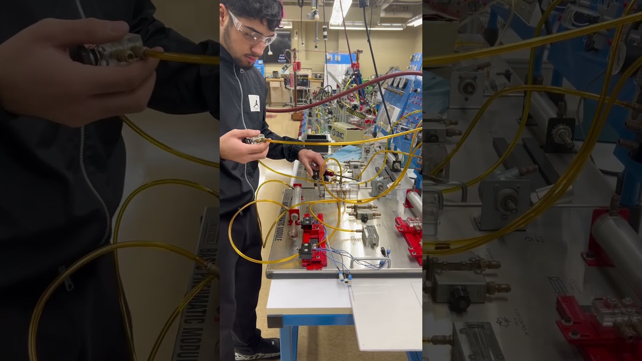 Fluid Power: Pneumatic Basic Circuit