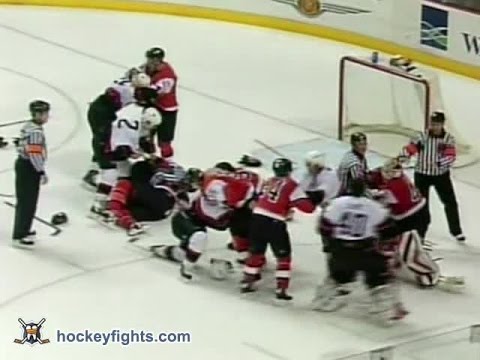Senators vs Flyers Mar 5, 2004 - beginning of brawl