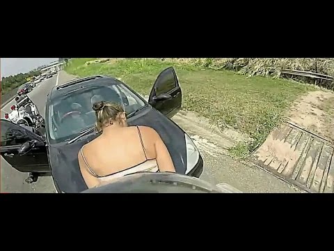 LA PRIMA VOLTA NEL CULO IN AUTOSTRADA