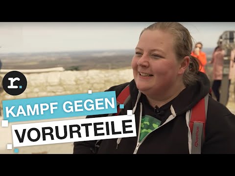 Ich wiege 130 Kilo - Dinas Kampf gegen Vorurteile | reporter