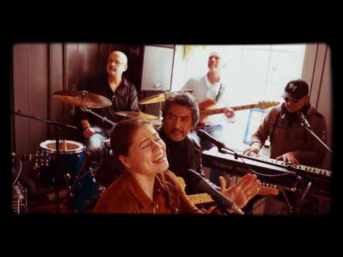 These Arms Of Mine ( Leann Rimes Cover ) - The Jody Kailola Band (Gluren Bij De Buren)