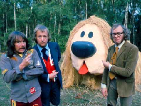 The Goodies - Father Christmas Do Not Touch Me