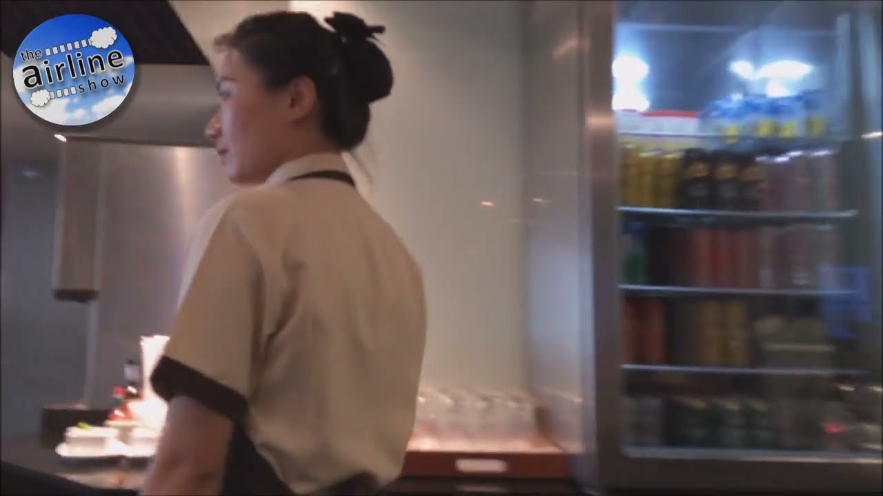 Thai Airways Royal Silk Lounge thumbnail