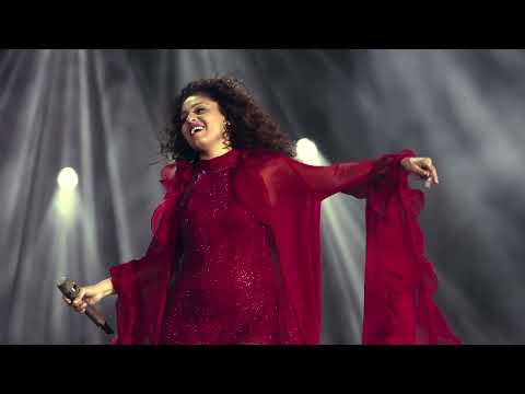 Sunidhi - (Everything I Do) I Do It for You live