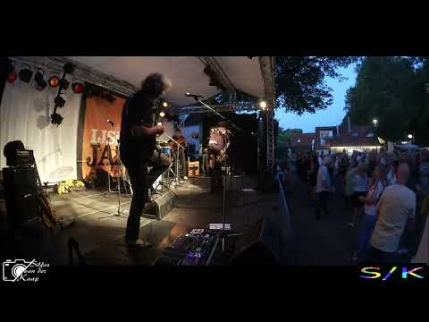 Livin Blues Xperience