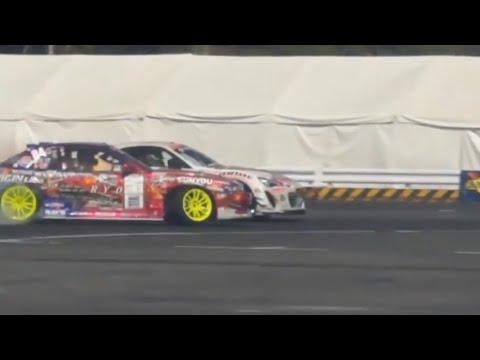 Naoki Nakamura chasing down d1gp cars in his street legal car in 2014