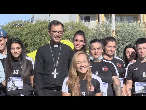 La joie de courir avec les athlètes du Vatican