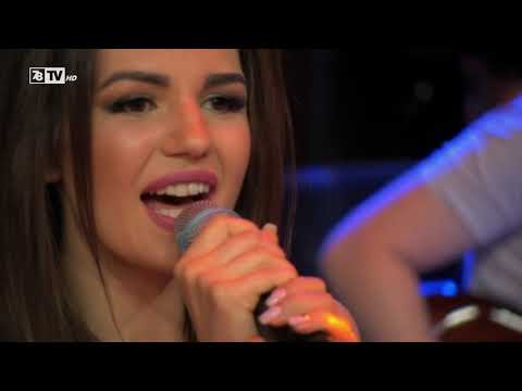 Песен на Червената шапчица (live) - Невена Цонева, Ку-Ку Бенд / Pesen Na Chervenata Shapchitsa