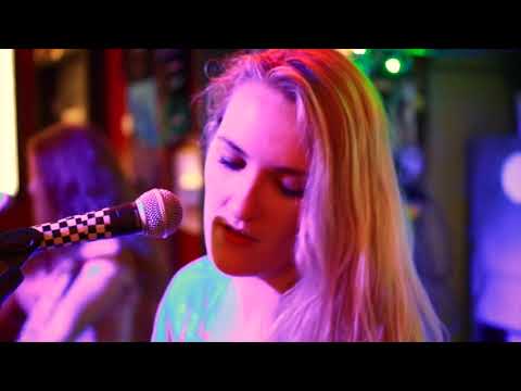 Kate Cameron & Carly Tefft - LIVE in Key West "Coastin'
