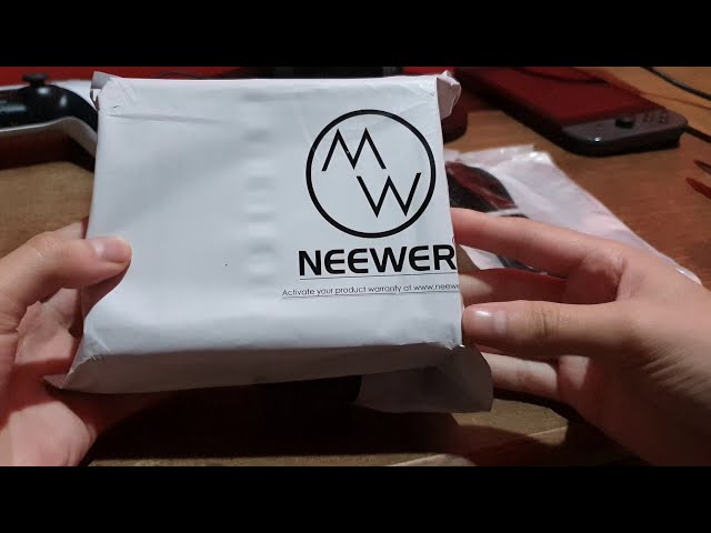 Vídeo relacionado con NEEWER LED Luz Selfie con Clip Frontal y Trasero para Movil/Portátil, Alta Potencia 60 LED 2000mAh Recargable CRI 95+ 3 Modos Panel de Iluminación Portátil para Zoom Call TikTok Video Foco Fotografía