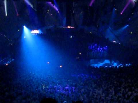 Sensation 2011 - Fedde Le Grand - Walking on A Sweet Dream