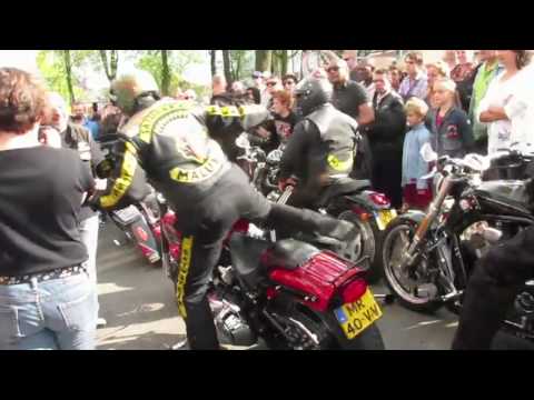 Harley Day Amsterdam 2011 - Hells Angels meet Satudarah (4/5)