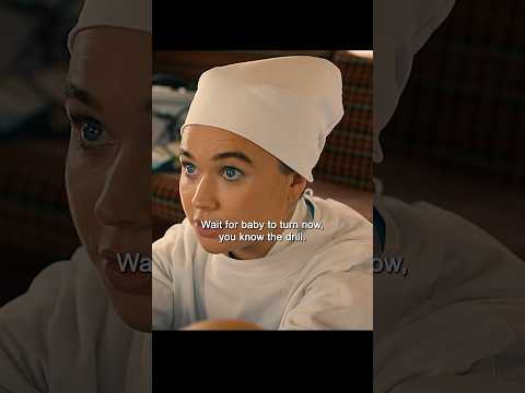 Midwife calmly stabilizes mother in critical situation.#show #shorts #tv #midwife #situation