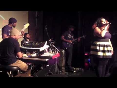 CHANTAE CANN W/ THE 4 KORNERS LIVE - "SILENT NIGHT"
