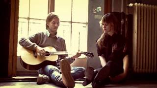 Bedroomdisco TV: Mighty Clouds - &#39;I Could Have Told You Your Name&#39; acoustic