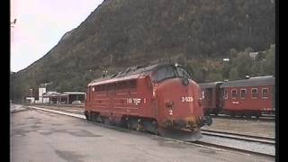 preview picture of video 'Andalsnes 25 09 99'