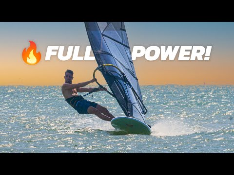 🔥 FULL POWER Windsurfing in Perfect Flat-Water Conditions! | Windsurfing Vietnam