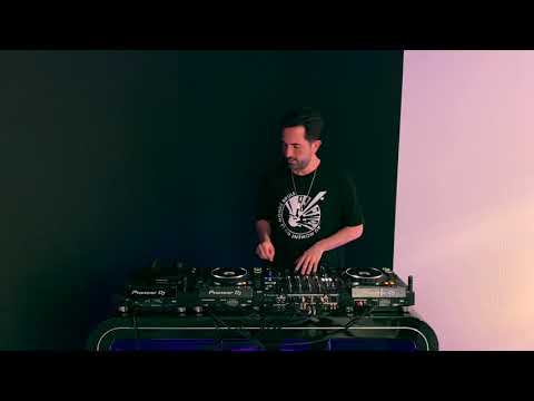 Axtone 15 House Party - Deniz Koyu