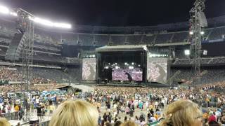 Bruce Springsteen - Tenth Avenue Freeze Out - MetLife Stadium 08/30/16