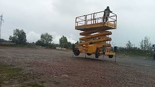 Haulotte H15SDX scissor lift for sale image 4 Haulotte H15SDX scissor lift image 4