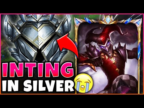 PINK WARD INTS IN SILVER?! | PRETENDING I'M A SILVER ELO SHACO PLAYER