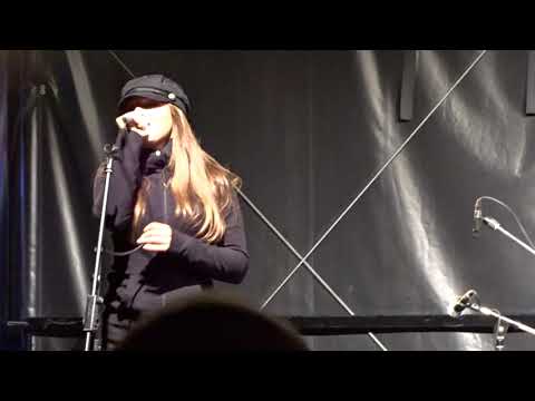 Markus Reinhardt feat. Valeria Kaschade @Cologne Zigeunerwagen Tour – Can't Take My Eyes Off You