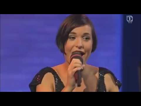 Nina Strnad - Živim