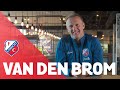 VAN DEN BROM | 'Als jonge honden weer op het veld'