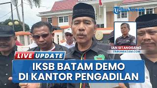Ikatan Keluarga Besar Sumatera Barat Kota Batam Unjuk Rasa di Depan Kantor Pengadilan Negeri, Tuntut