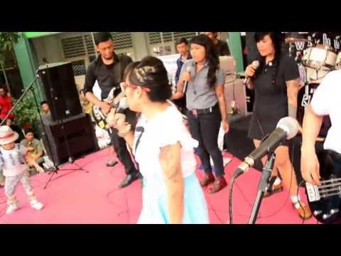 Es Coret - Aku Kehilangan (Live in SMK Taruna Bangsa Bekasi)