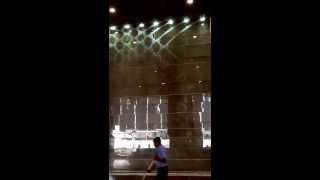 preview picture of video 'GIFT city (India)awesome artificial waterfall.'